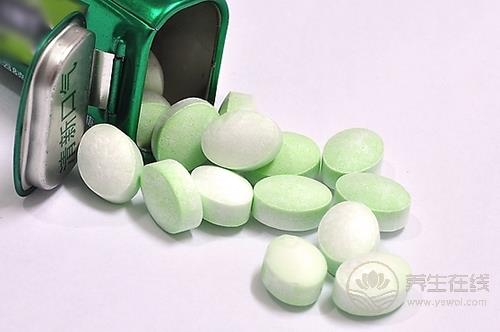 如何預防口臭？這4種食物吃了會口臭