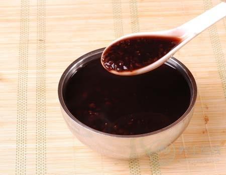 多吃黑米粥好處多  黑米粥的做法