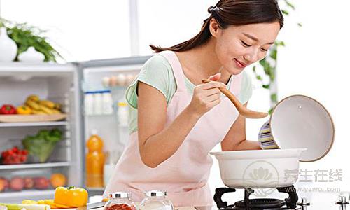 七方法輕松瘦出好身材 把食物切成小塊