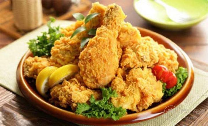 女孩直播吃肉，腸胃嚴重受傷！暴飲暴食當心這幾種病