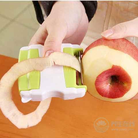 小伙水果當飯連吃一個月進ICU，吃水果這些事情需要注意