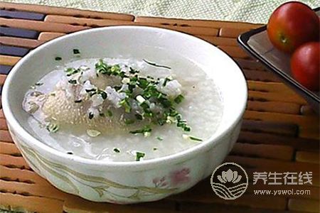 尿路感染患者吃什么好 尿路感染患者吃什么好