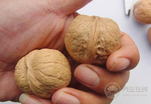 常吃核桃,對身體有這些好處,現在知道也不晚 常吃核桃,對身體有這些好處,現在知道也不晚