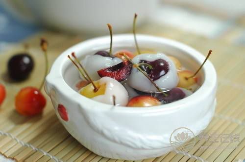 女人常吃6種食物，補血養(yǎng)氣，人年輕