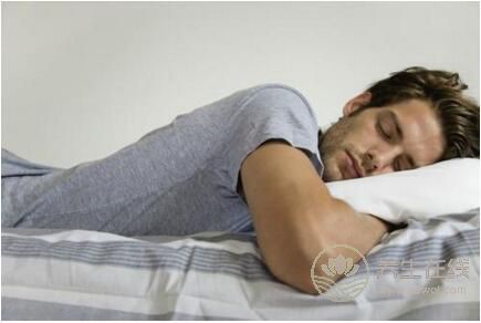 男人如何減掉腹部贅肉？減掉腹部贅肉的簡單方法