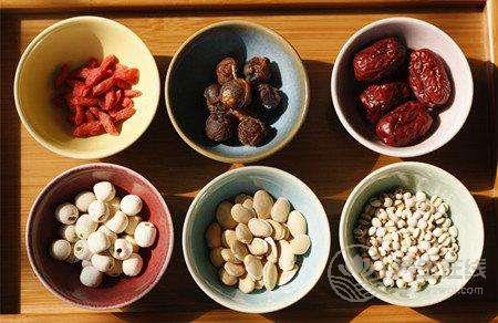 秋天吃什么補氣血? 18種食物讓氣色紅潤有光澤