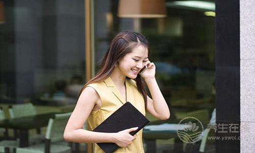 辦公族輕松減肥八方法 工作之余多站會(huì)