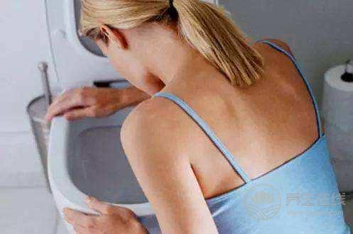 女孩直播吃肉，腸胃嚴重受傷！暴飲暴食當心這幾種病