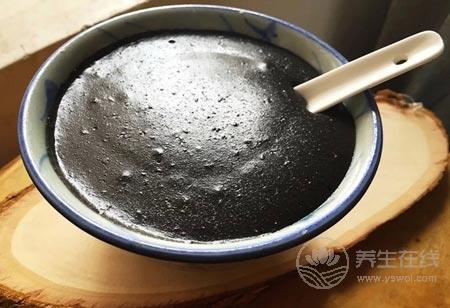 少年白發(fā)怎么辦  食療調(diào)理恢復(fù)濃密黑發(fā)