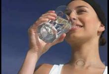 15個(gè)輕松減肥小竅門(mén) 每天大笑10分鐘鍛煉胃部