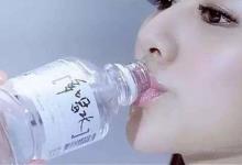 健康飲水好處多！喝這五種水健康加倍