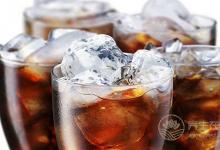 清晨絕不能吃四種食物 碳酸飲料容易讓血糖波動