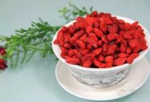 枸杞養生搭配這兩樣東西，養肝護肝有奇效