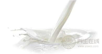 溫牛奶柚子檸檬 9種食物吃走口腔異味