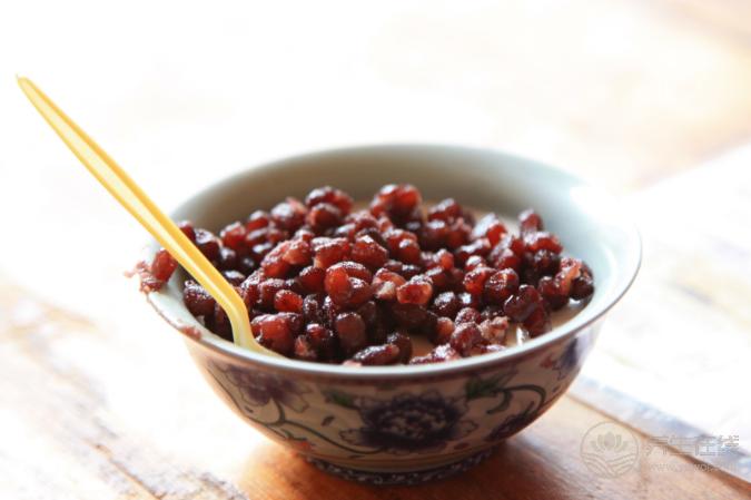 紅豆的好處那么多,難怪古代人稱它為“心之谷” 紅豆的好處那么多,難怪古代人稱它為“心之谷”