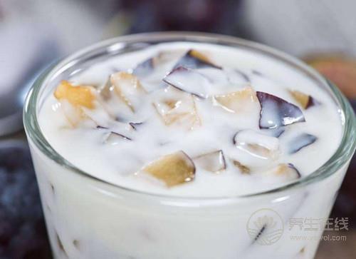 酸奶的食用禁忌，酸奶只能冷藏不能加熱