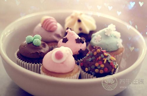 想要感冒快快好?這4大類食物千萬別吃 想要感冒快快好?這4大類食物千萬別吃