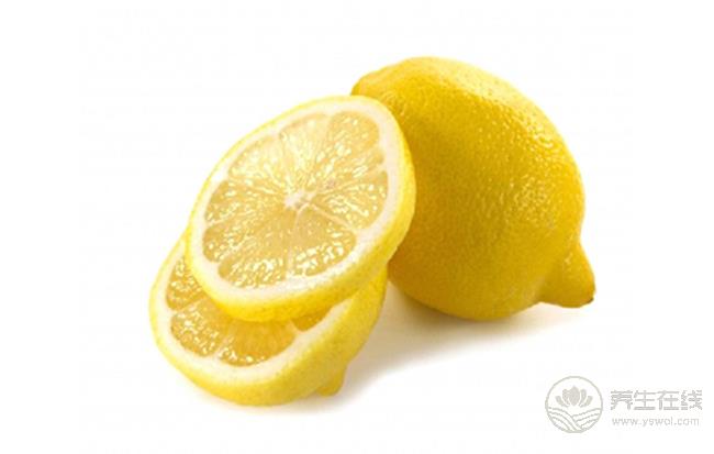 檸檬水美白減肥，但是很多人都喝錯了！