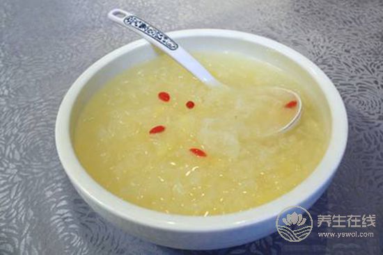 銀耳湯的制作方法