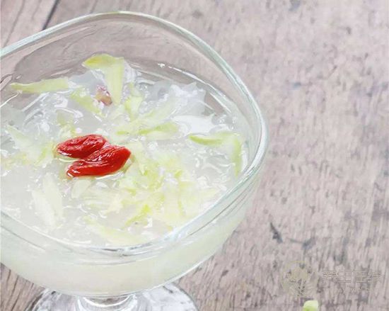 銀耳湯的制作方法