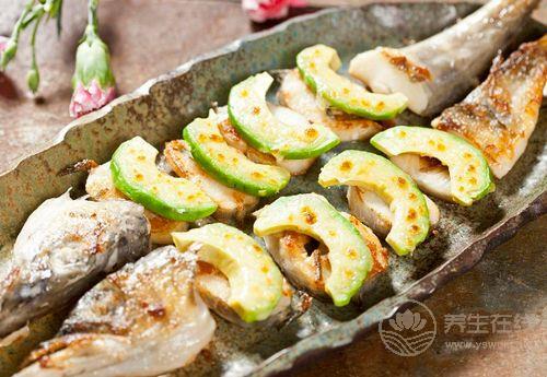 想要臉上有滿滿的膠原蛋白，要怎么吃？