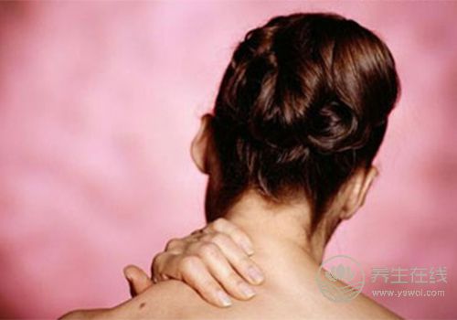 圍巾不只是時尚飾品，還是養生的利器！