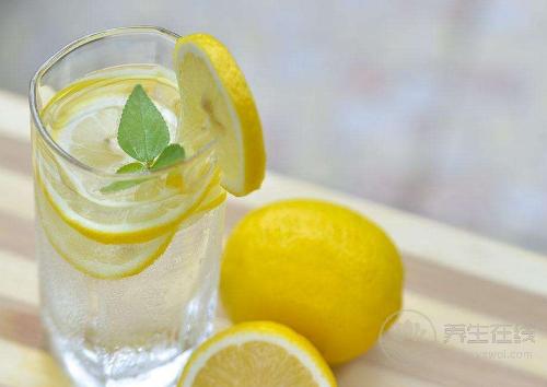 檸檬泡水能減肥、能美容,但很多人都泡錯了 檸檬泡水能減肥、能美容,但很多人都泡錯了