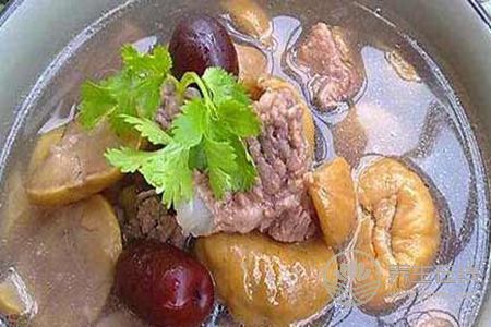 栗子的營養(yǎng)價值有哪些？栗子能用來煲什么湯?