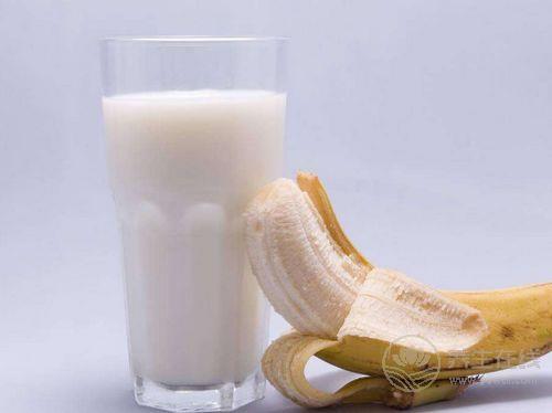 香蕉搭配牛奶食用能減肥,這是真的嗎?一起求真相 香蕉搭配牛奶食用能減肥,這是真的嗎?一起求真相