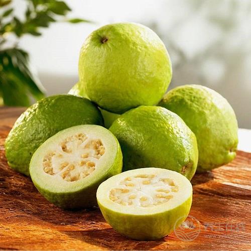 想要美白牙齒就吃這些食物，效果比洗牙好得多