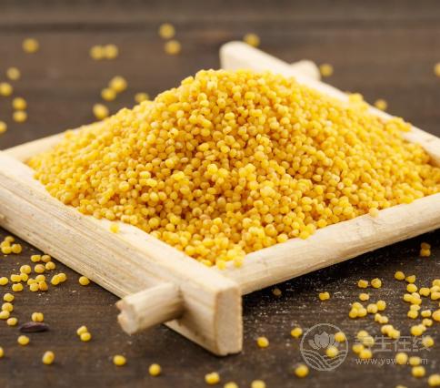 這些情況說(shuō)明你睡眠不足，可常吃這幾種食物