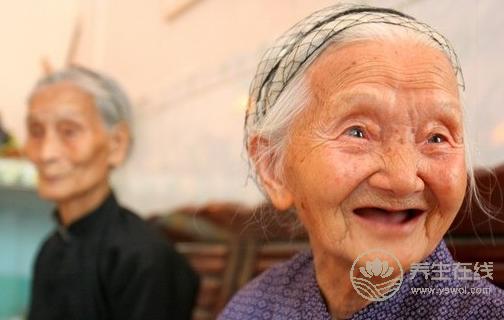 這些壞習慣讓你活不到80歲，飲食不當是最大禍首