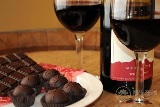 葡萄酒忌諱什么一起吃,葡萄酒不能和什么一起吃