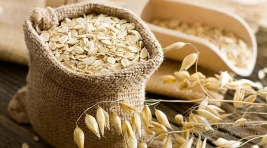 想靠燕麥控糖、降脂、減肥？這2個(gè)挑選秘訣不可不知！