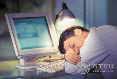 這些壞習慣讓你活不到80歲，飲食不當是最大禍首