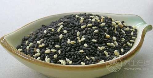 秋天補腎吃黑芝麻