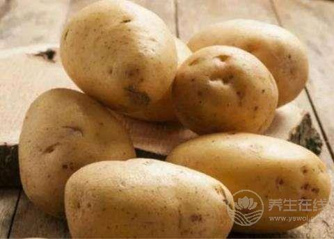 變綠發芽的土豆有毒，這幾種也不能吃