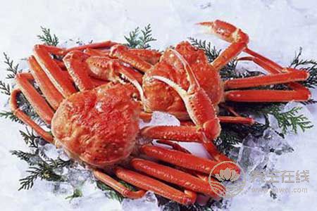 螃蟹死了能吃嗎?