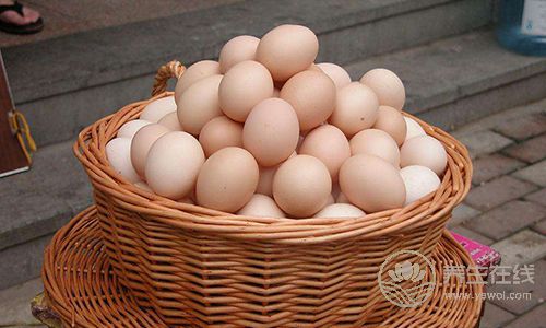 去掉黑眼圈，只用四種食物，人人都見過