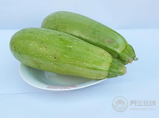 趕走便秘，別只知道香蕉，這4種蔬菜效果更好