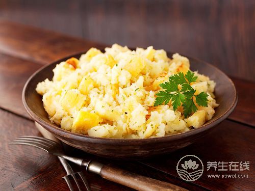 誰說腸胃不好不能吃土豆？吃土豆養胃