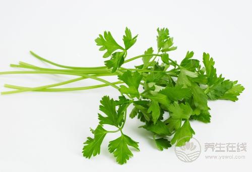 香菜雖然“臭”，但它的養(yǎng)生作用很多，不吃太可惜
