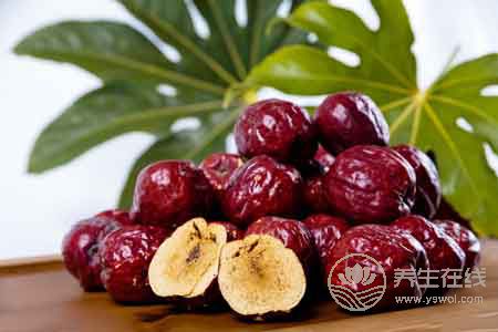 大棗枸杞泡水的功效