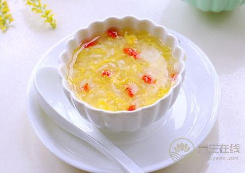 胃不舒服，這3種食物很常見，每天吃些能養(yǎng)胃護(hù)胃