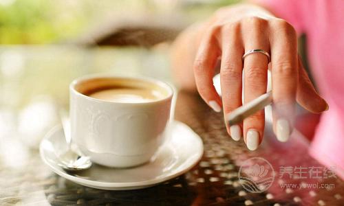 在這幾個時間內吸煙，一支煙頂十支，危害加倍！