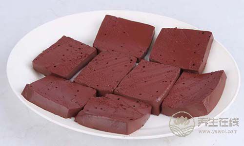 熬夜傷身，吃6種食物可快速排毒