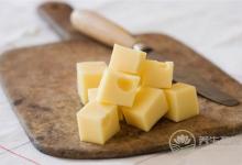 口腔潰瘍粘人數(shù)天，用6種常見(jiàn)的食物趕走它！