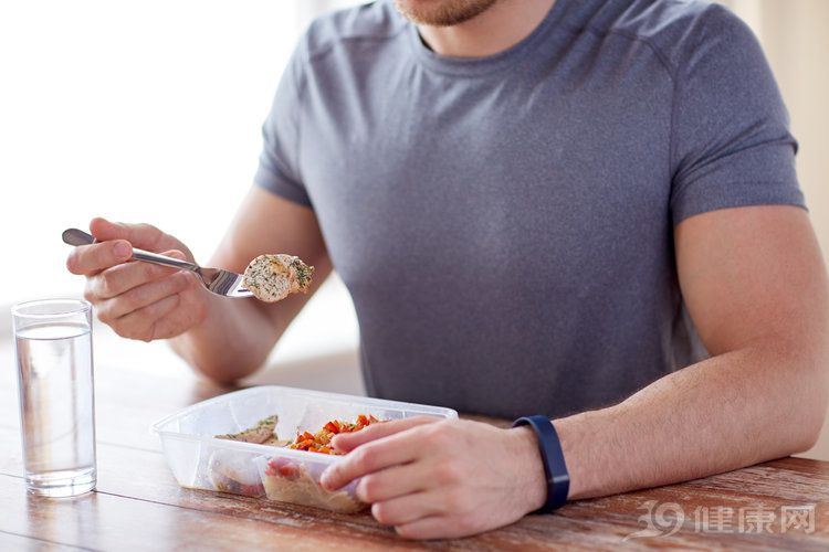 吃到7分飽有利于減肥 還會帶來4個好處