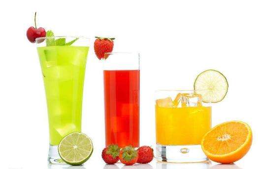 大量攝入含糖飲料或會(huì)增加人群早死風(fēng)險(xiǎn)！