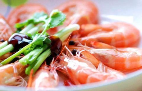 自己做水煮蝦的時候需不需要放鹽 自己做水煮蝦的時候需不需要放鹽